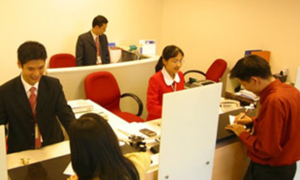 HSBC hy vọng trở thành ngân hàng nước ngoài đầu tiên đưa ngân hàng con vào hoạt động tại Việt Nam - Ảnh: Việt Tuấn.