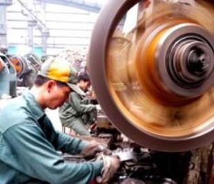 Doanh nghiệp nhỏ và vừa của Việt Nam còn manh mún, hiệu quả sản xuất kinh doanh thấp nên rất khó có khả năng đáp ứng đủ và kịp thời những đơn hàng lớn.