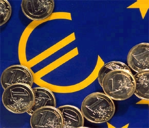 Việc giữ nguyên lãi suất đồng Euro lần này được coi là động thái mới nhất của ECB nhằm cứu vãn thị trường tài chính hiện nay.