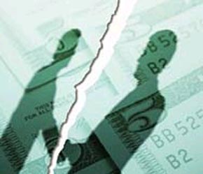 Theo một số chuyên gia, việc vụ việc này được đem ra xét xử là một dấu hiệu tích cực trên thị trường chứng khoán Việt Nam.