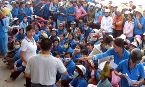 Lương là nguyên nhân gốc của đình công