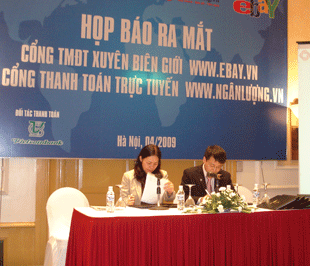 Lễ ra mắt nganluong.vn - Ảnh: M.Chung