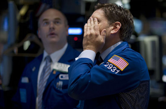 Lực bán tháo ở mức mạnh nhất kể từ đầu 2009 tới nay - Ảnh: AP.