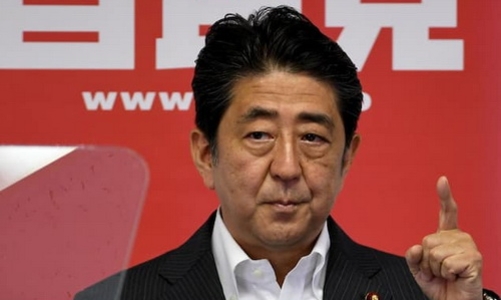 Chứng khoán tăng, Yên Nhật giảm giá sau chiến thắng của ông Abe