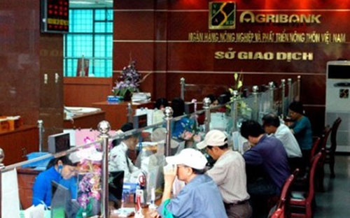 <span style="font-family: 'Times New Roman'; font-size: 15px;">Bán lại nợ xấu, tổ chức tín dụng có cơ hội “làm sạch” chính mình</span>