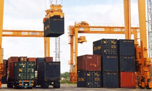 “Tảng băng chìm” tạm nhập tái xuất