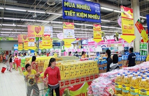 Ngoài những kênh “quầy kệ” truyền thống trên, bạn còn cần xác định chiến
 lược chỉ dẫn và bán sản phẩm trên các kênh online (thông điệp, thông 
tin, giá cả sản phẩm, chương trình ưu đãi, khuyến mãi,…).