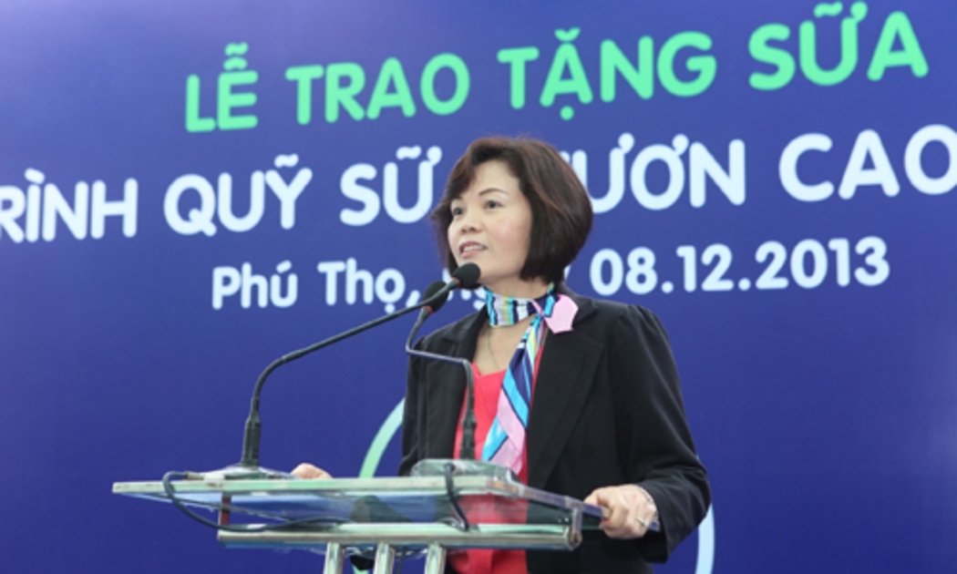 Bà Bùi Thị Hương, Giám đốc Đối ngoại Vinamilk phát biểu tại chương trình.
