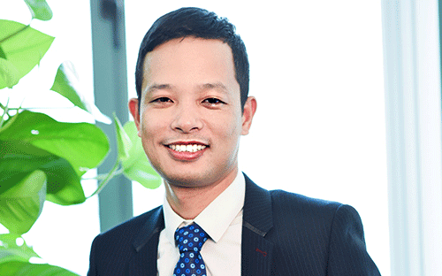 Ông Lê Hồng Phương, đã có 15 năm kinh nghiệm hoạt động, quản 
lý, điều hành trong lĩnh vực tài chính ngân hàng.