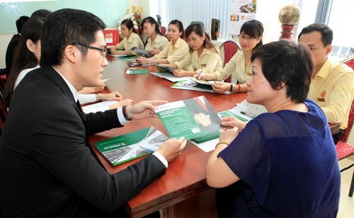 Cùng mục tiêu giúp đỡ doanh nghiệp SMEs tiếp cận vốn vay, ngân hàng 
VPBank đã triển khai gói các vay ưu đãi đặc biệt dành cho SMEs.