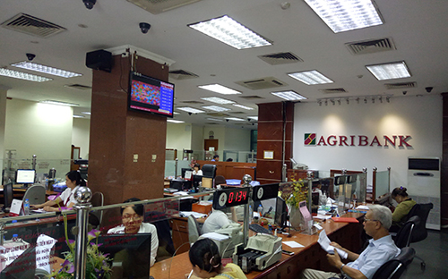 Thời gian áp dụng chương trình<b> </b>huy động tiết kiệm dự thưởng  từ ngày 9/8/2017 đến ngày 6/11/2017.