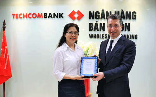Đây là năm thứ 13 liên tiếp, chất lượng thanh toán quốc tế của 
Techcombank được đánh giá cao bởi các ngân hàng đại lý quốc tế uy tín.