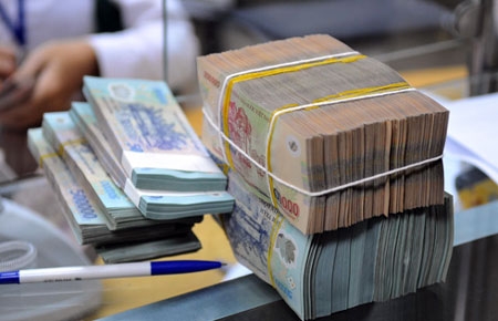 TS.Nguyễn Đình Cung cho biết tỷ lệ số doanh nghiệp trong nước gặp khó khăn do lãi suất cao gần gấp đôi so với doanh nghiệp FDI. 