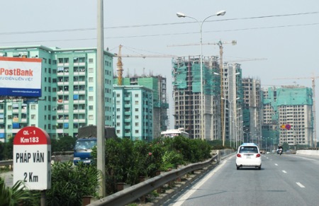 Bất động sản Hà Nội được dự báo sẽ tiếp tục khó khăn trong năm nay.