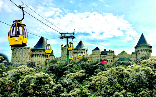 Cáp treo Bà Nà thành lập năm 2007, chuyên kinh doanh vận chuyển hành 
khách bằng hệ thống cáp treo và máng trượt, kinh doanh các loại hình vui
 chơi giải trí 