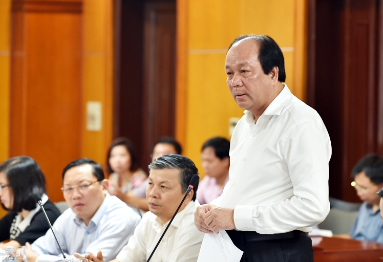 Bộ trưởng Mai Tiến Dũng cho biết: “Ngay cả khi không thống nhất được với các bộ ngành thì quyết định cuối cùng thuộc về Bộ trưởng Công Thương, chứ không báo cáo Thủ tướng nữa”.<br>