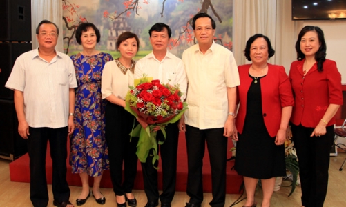 Hai thứ trưởng nghỉ hưu từ 1/9