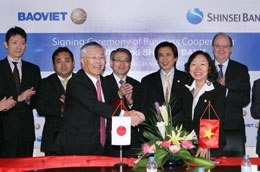 Lễ ký thỏa thuận hợp tác Bảo Việt với Shinsei.