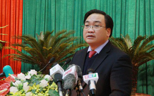 Bí thư Thành uỷ Hà Nội Hoàng Trung Hải tại hội nghị của Thành uỷ ngày 29/2.<br>