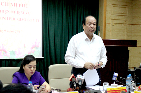 Thủ tướng khẳng định còn bất cập, trong đó nổi lên là tình trạng kiểm 
tra còn chồng chéo, một mặt hàng chịu điều chỉnh nhiều văn bản, chịu sự 
kiểm tra của nhiều bộ, nhiều cơ quan.