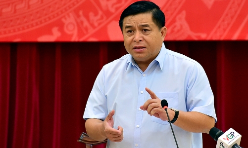 Họp 40 cuộc/tuần, Bộ phải “treo” việc của dân