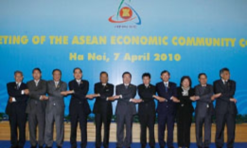 Thông qua Nghị định thư cơ chế giải quyết tranh chấp của ASEAN