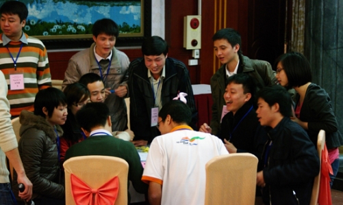 “Ứng dụng đàm phán ngoại giao trong đàm phán kinh doanh”