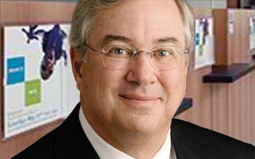 Ông Jim Rohr, Chủ tịch kiêm CEO Ngân hàng PNC Financial Services Group.