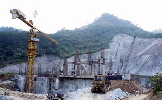 HNX chấp thuận cho Công ty Cổ phần Thủy điện miền Trung (CHP) đăng ký giao dịch bổ sung 31.462.619 cổ phiếu trên HNX.