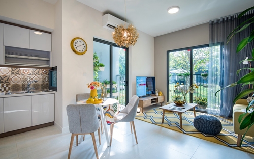 Aqua Bay Sky Residences gồm 7 toà tháp cao từ 30 đến 36 tầng với các loại căn hộ điển hình diện tích từ 45,7 đến 200 m2.