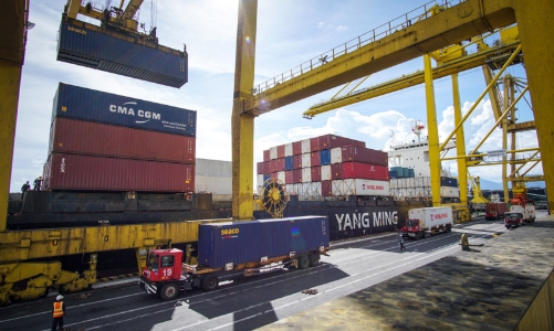 Kinh tế miền Trung: Khi lợi thế có thể thành bất lợi 