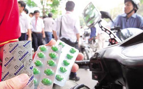 Chính phủ cho rằng, công tác đấu thầu thuốc, quản lý giá thuốc biệt dược chưa được triển khai hiệu quả.