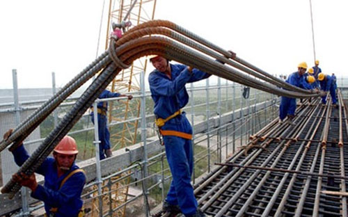 Các bộ, ngành, địa phương, các tập đoàn, tổng công ty nhà nước đều quyết
 tâm, kịp thời triển khai các giải pháp tái cơ cấu kinh tế, chuyển đổi 
mô hình tăng trưởng. 