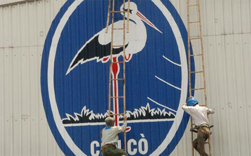 Công ty Hoa Mười Giờ đang sở hữu 40% cổ phần Công ty Cổ phần Sản xuất thức ăn gia súc Việt Pháp (Proconco).