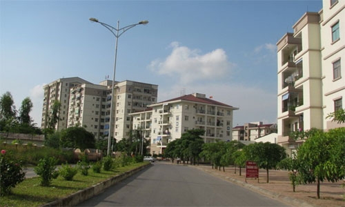 Thực tế cho thấy tại nhiều địa phương và ngay cả Hà Nội, chi phí 
giải phóng mặt bằng nhiều khi chiếm tới 70-80% tổng chi phí dự án phát 
triển hạ tầng.