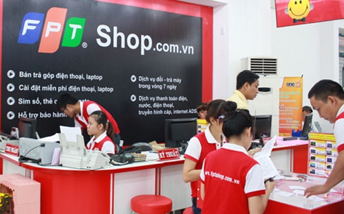 FPT cho biết, sau khi thanh toán 1.800 tỷ trái phiếu huy động với lãi 
suất 7% cho trái chủ vào đầu tháng 10/2012, FPT không còn khoản vay dài 
hạn nào đáng kể.
