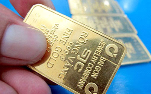 Có 16/21 đơn vị tham gia đấu thầu mua được vàng trong phiên này. Trong 
đó, đơn vị trúng nhiều nhất mua được 5.000 lượng, trúng ít nhất mua được
 900 lượng.