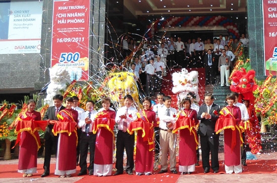 Trong kế hoạch cuối năm nay và đầu năm tới, DaiABank sẽ tập trung mở rộng sự hiện diện tại khu vực Bắc Trung Bộ và Trung Bộ.