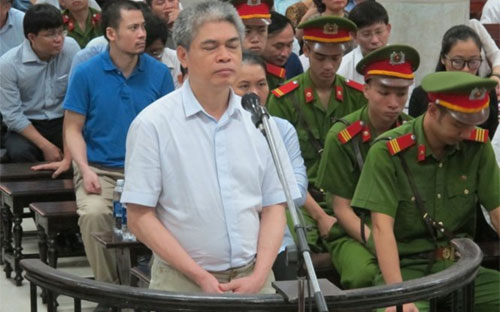 Bị cáo Nguyễn Xuân Sơn trước Tòa.<br>