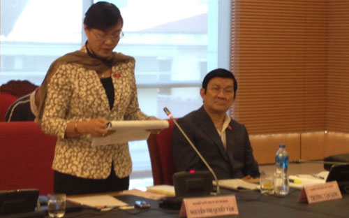 Đại biểu Nguyễn Thị Quyết Tâm tại phiên thảo luận tổ sáng 23/10 - Ảnh: Minh Thúy.