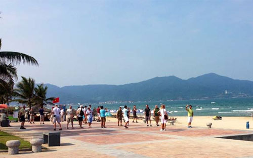  Liên kết nội vùng và liên vùng còn hạn chế, kết cấu hạ tầng vùng và 
liên vùng chưa thật sự đồng bộ, chưa hình thành được không gian kinh tế 
vùng, còn bị chia cắt theo địa giới hành chính - Ảnh minh họa.<br>