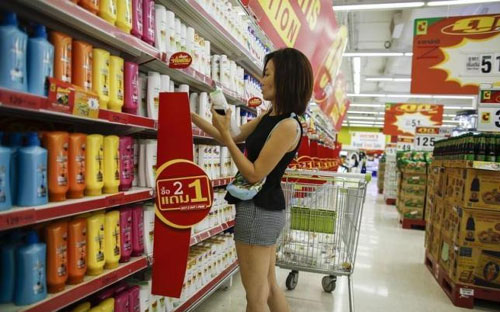 Một siêu thị tại Bangkok, Thái Lan - Ảnh: Reuters.