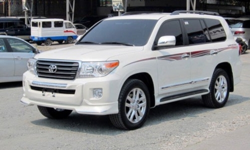 Yêu cầu xử lý vụ xe làm quà biếu, tặng có gian lận thuế