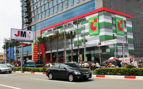 Như vậy, sau gần 5 năm hoạt động tại Việt Nam, Central Group ngày càng 
lộ rõ chiến lược tấn công mạnh mẽ thị trường 90 triệu dân này.