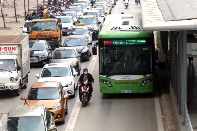 Hệ thống xe buýt nhanh BRT đã được triển khai ở Hà Nội.<br>