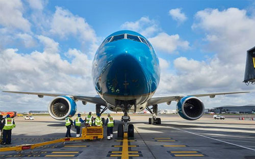 Một máy bay của hãng hàng không Vietnam Airlines.<br>