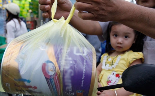 Theo thống kê, từ đầu năm đến nay, giá sữa đã 5 lần được điều chỉnh tăng giá. Ảnh minh họa - Nguồn: SGTT.<br>