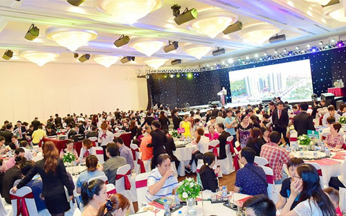 Hơn 700 khách hàng tham dự hội nghị đầu tư Diamond Lotus Lake View.