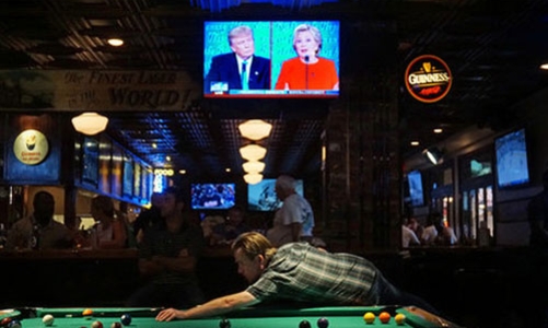 Ai “ghi điểm” trong cuộc tranh luận Trump-Clinton đầu tiên?