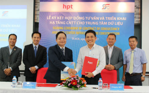 Lễ ký kết giữa hai bên.